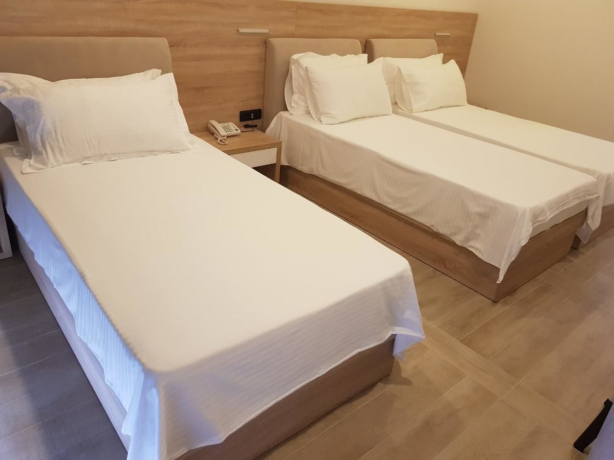 Отель Hotel Franca Тиват-22