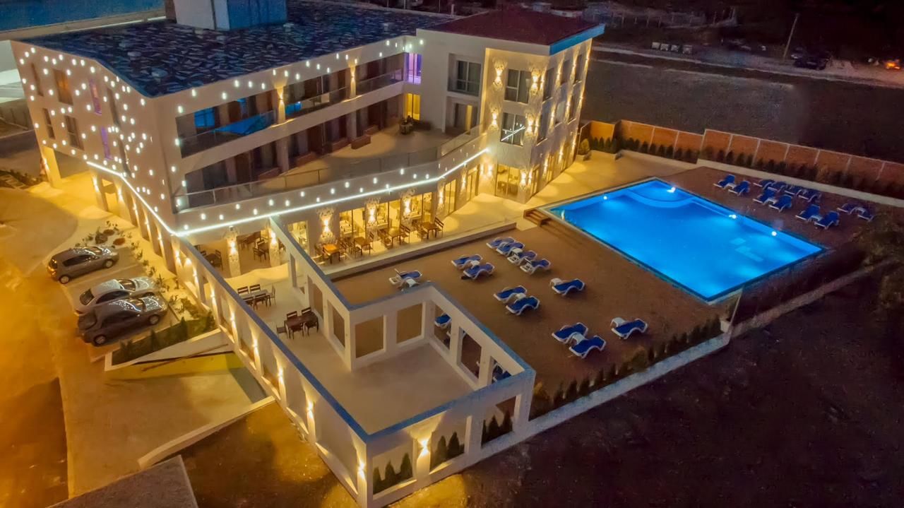 Отель Hotel Franca Тиват-6