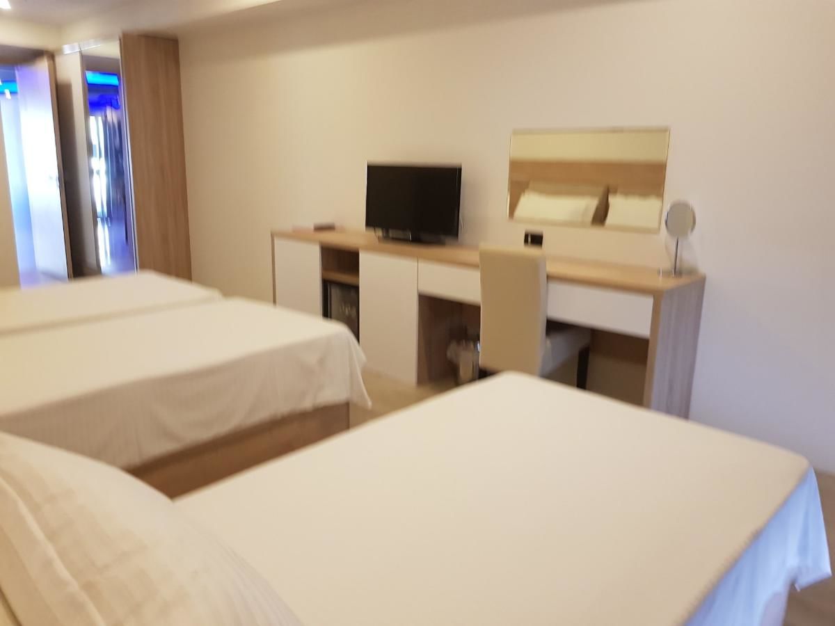 Отель Hotel Franca Тиват-11