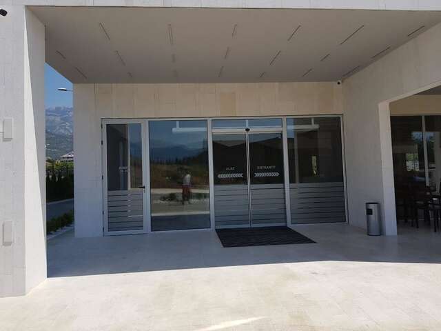 Отель Hotel Franca Тиват-11